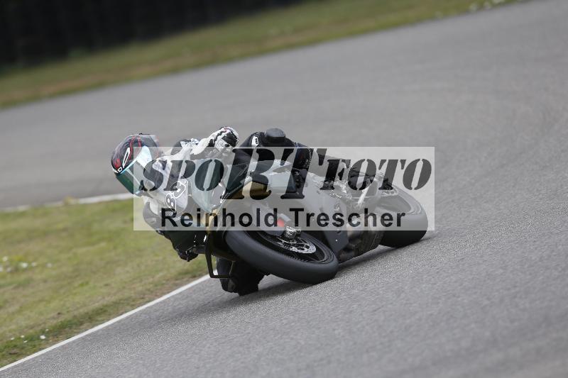 /30 27.07.2026  Dunlop Ride und Test Day ADR/Gruppe rot schnell/88